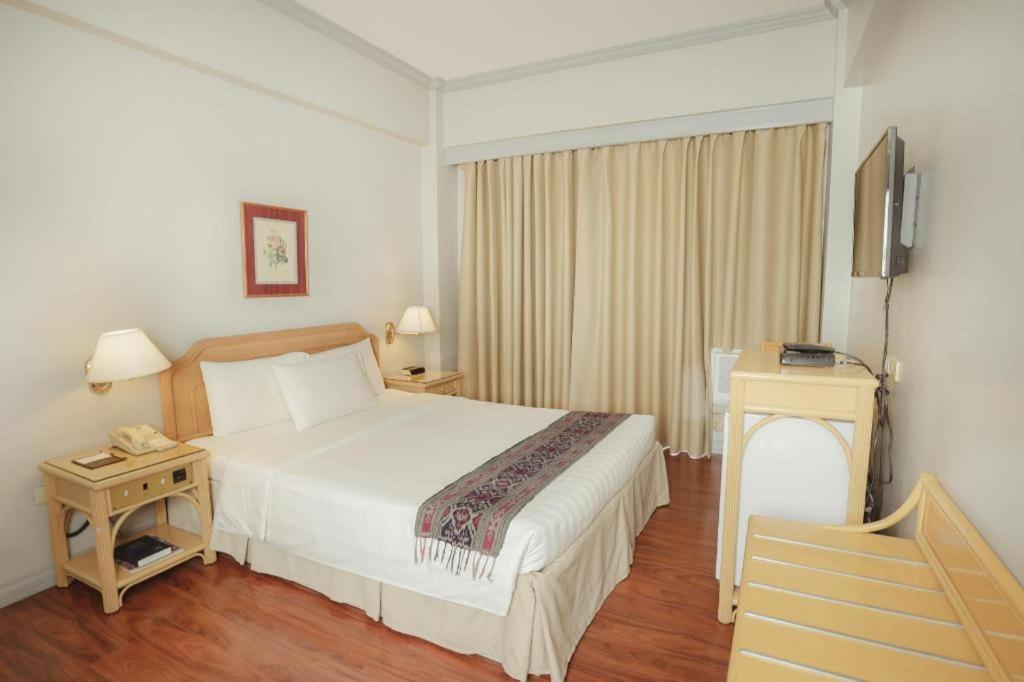 Casa Leticia Boutique Hotel Davao City Exterior foto
